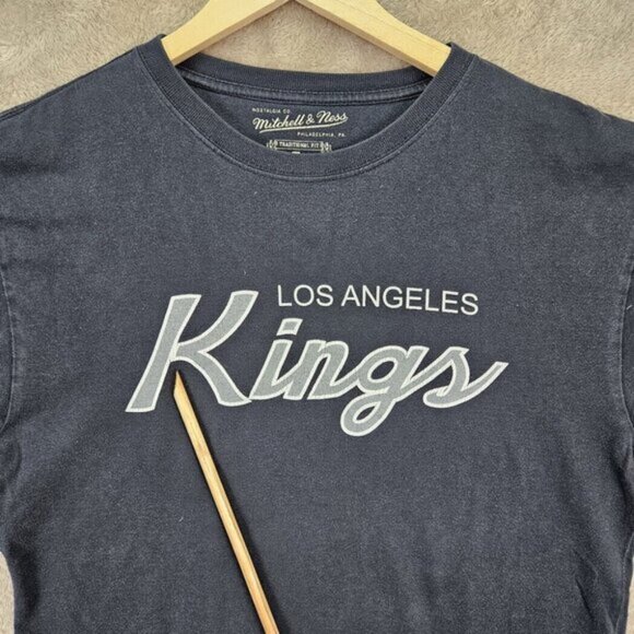 Mitchell & Ness Los Angeles Kings NHL Short Sleeve T-Shirt Men's Size L Black - Picture 2 of 10
